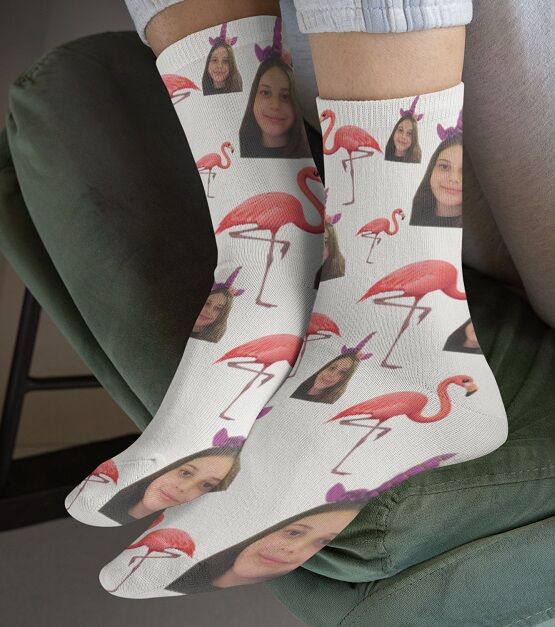 גרביים עם פרצוף