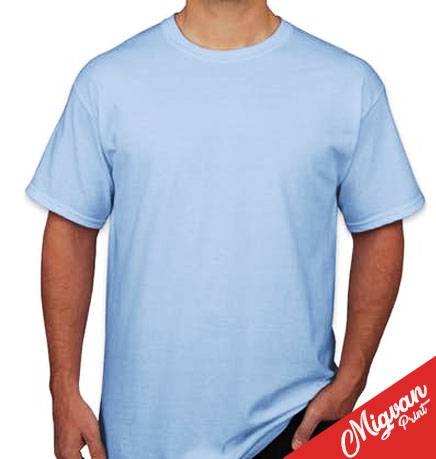 חולצה תכלת עם הדפס