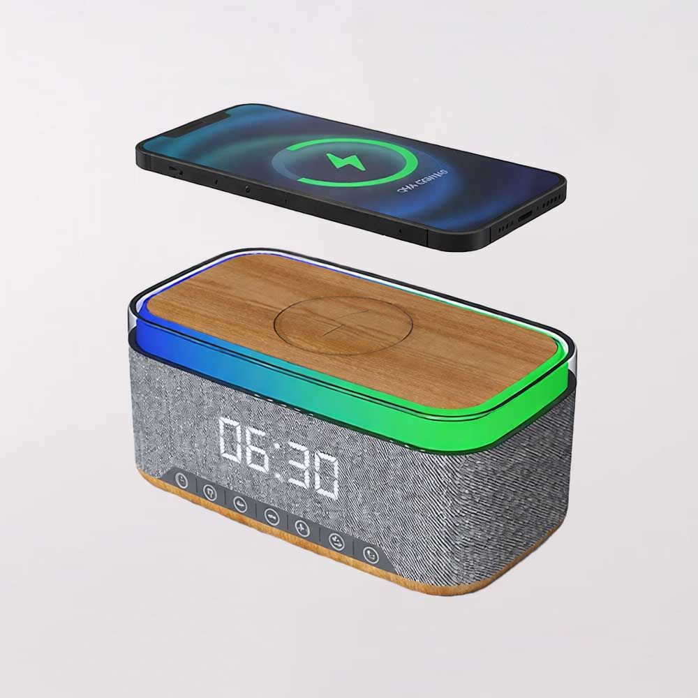 רמקול Bluetooth עם טעינה אלחוטית 15W | שעון דיגיטלי ורמקול חכם – תמונה 2